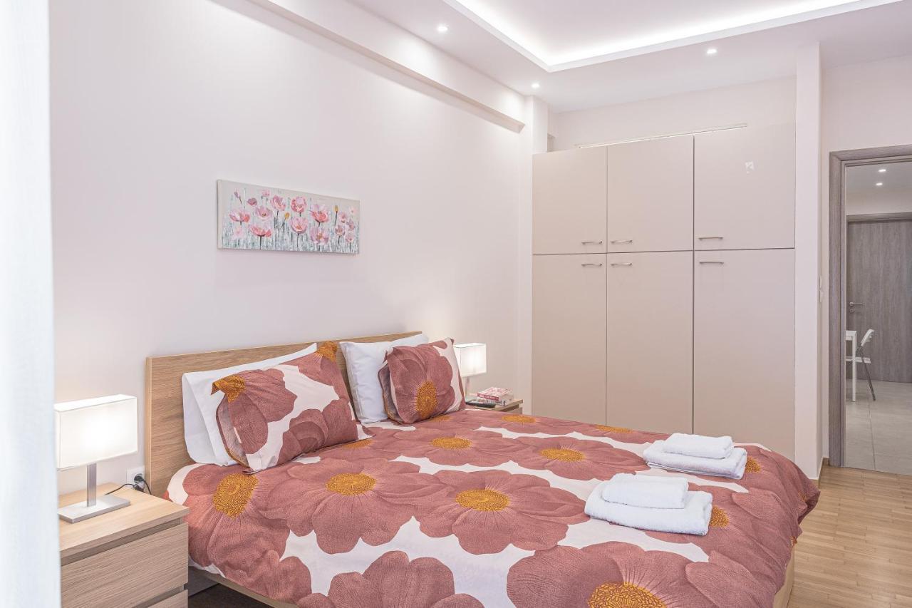 Amazing Apartment Near Metro Station! Athen Eksteriør bilde