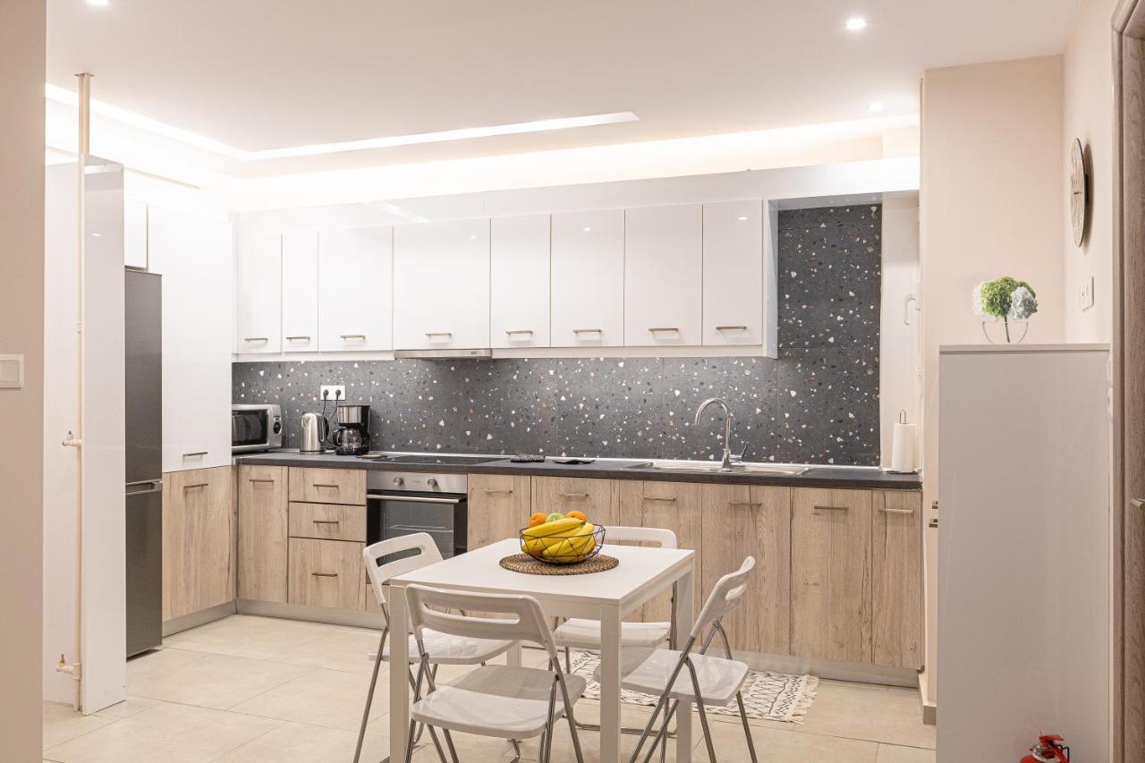 Amazing Apartment Near Metro Station! Athen Eksteriør bilde